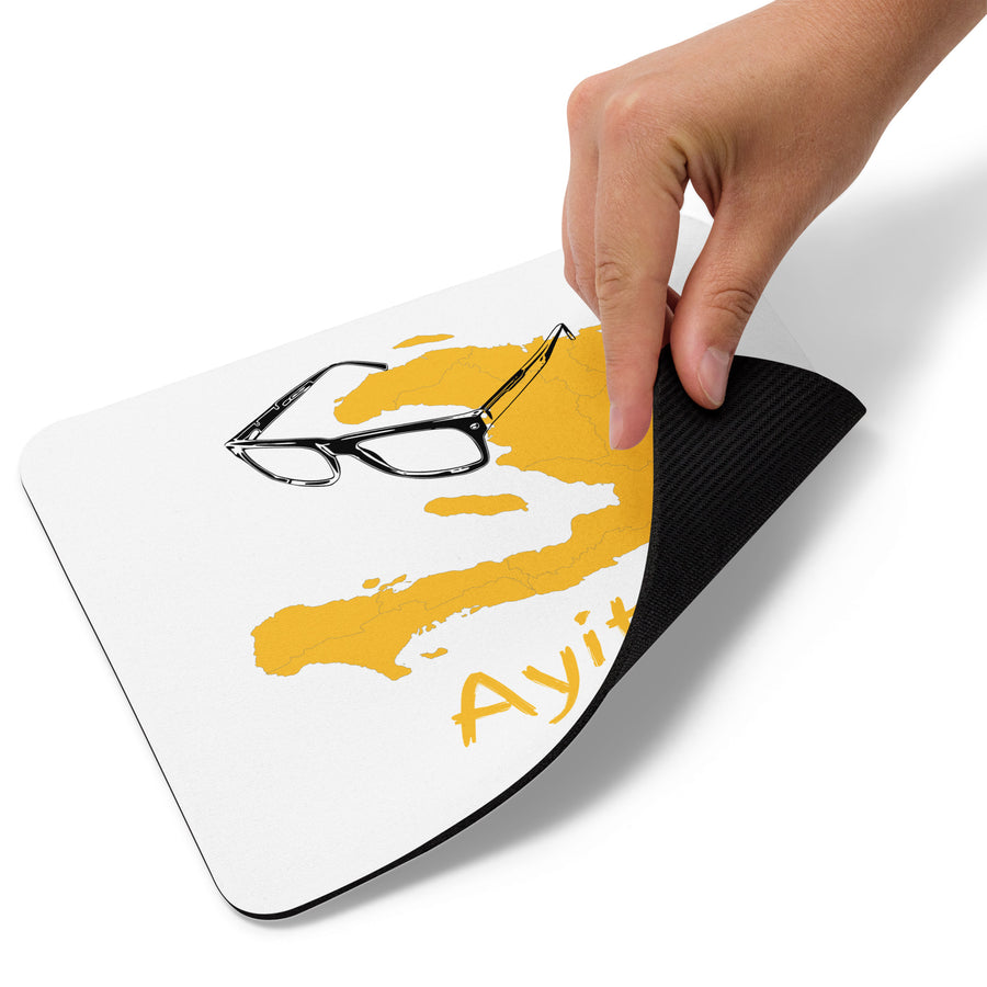 Yellow: " Fouyapòt " mouse pad