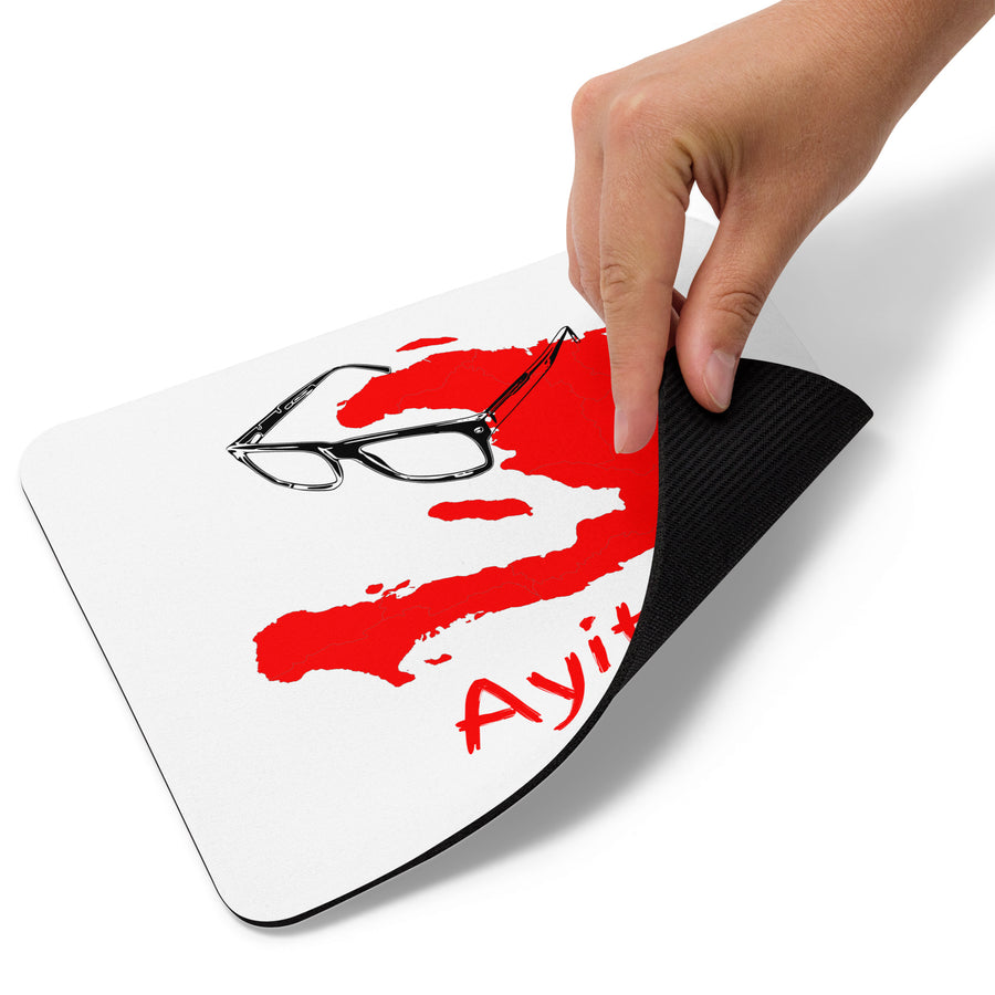 Red: " Fouyapòt " mouse pad